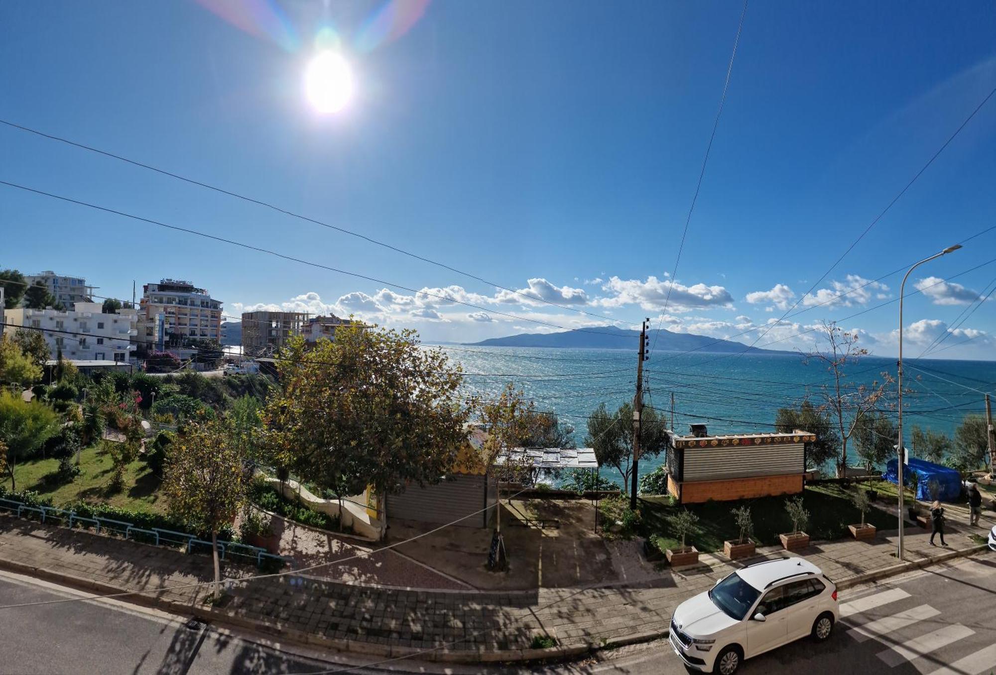 Orange Corner Apartment Sarandë Buitenkant foto