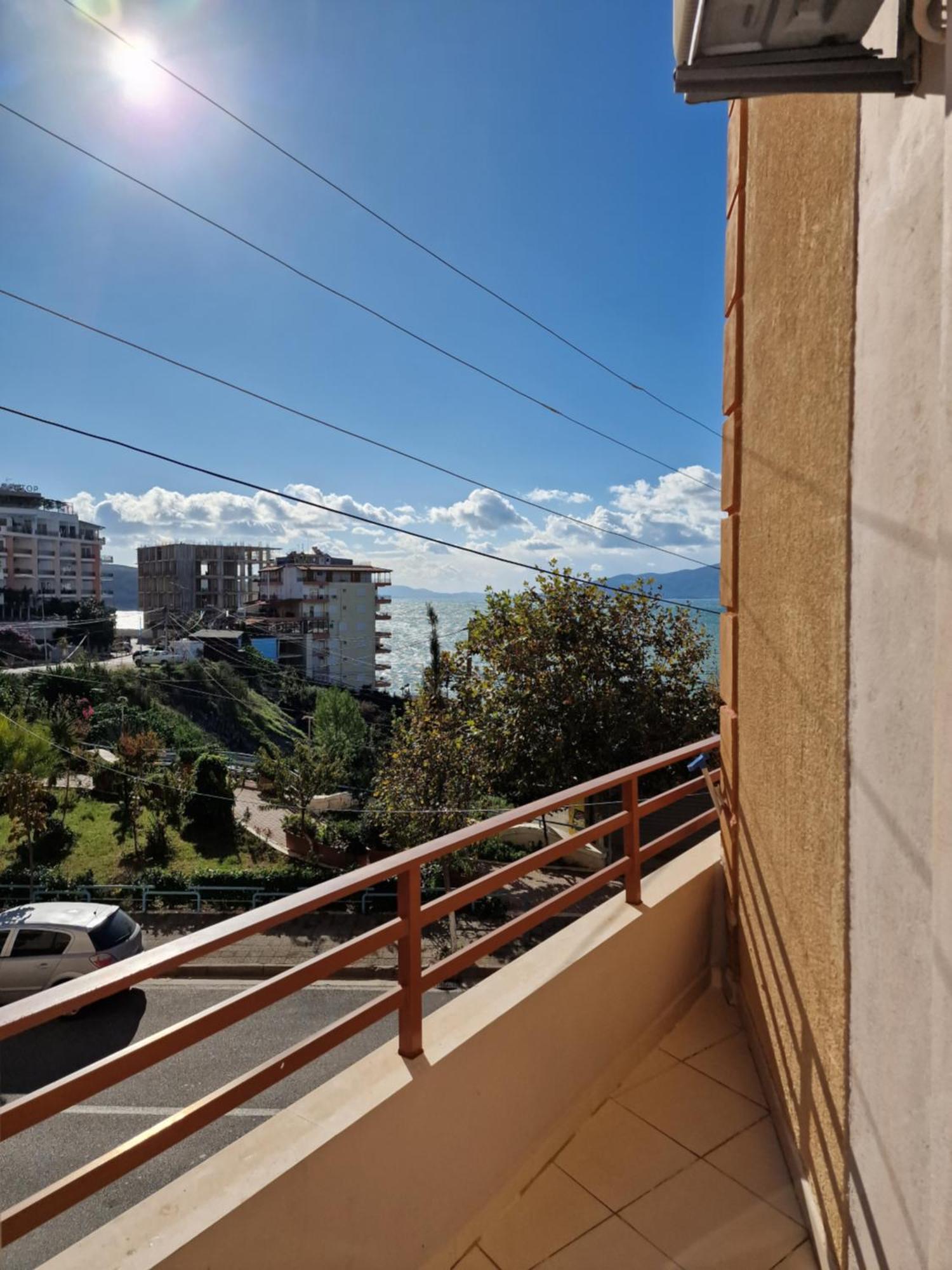 Orange Corner Apartment Sarandë Buitenkant foto
