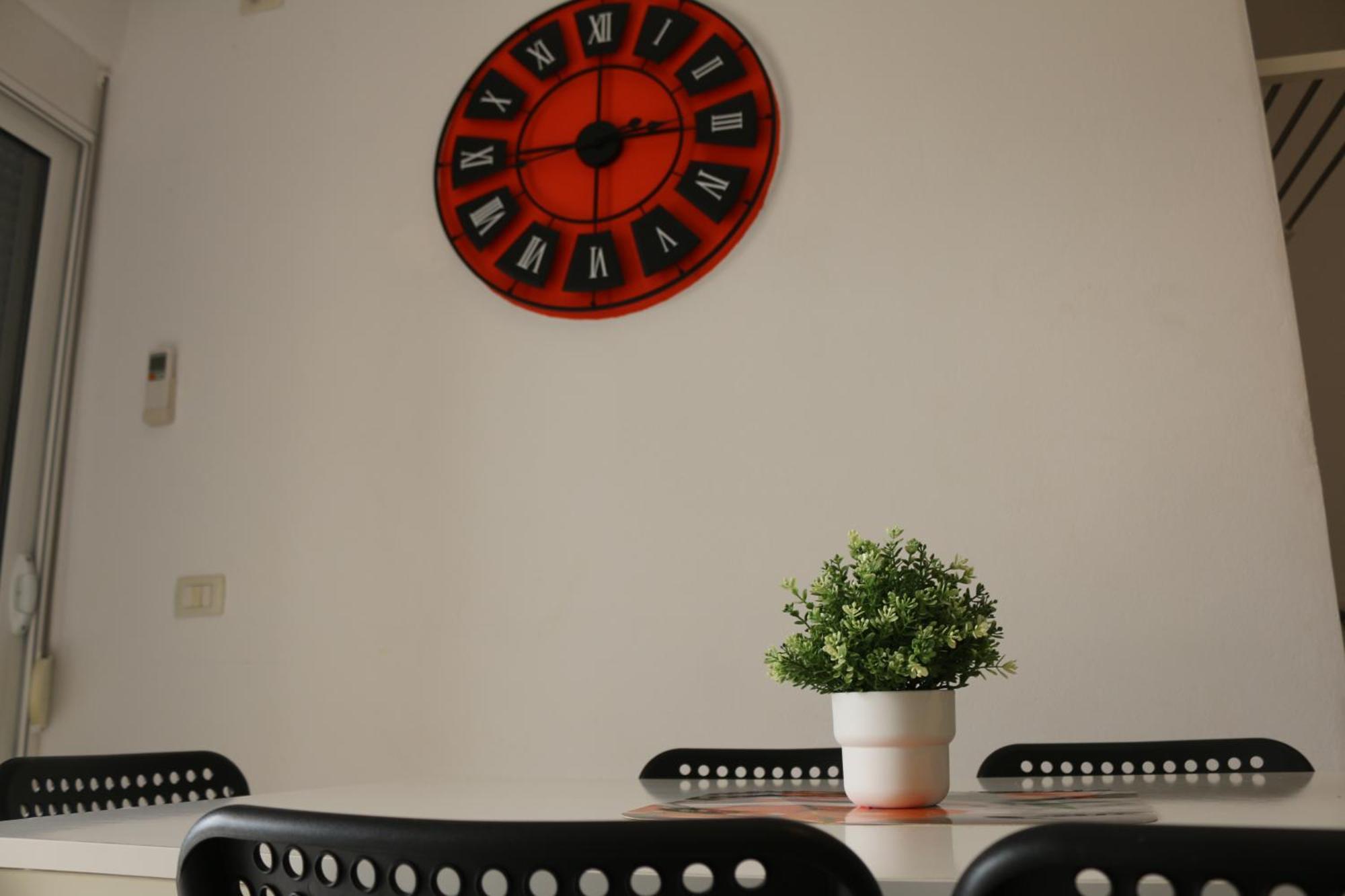 Orange Corner Apartment Sarandë Buitenkant foto